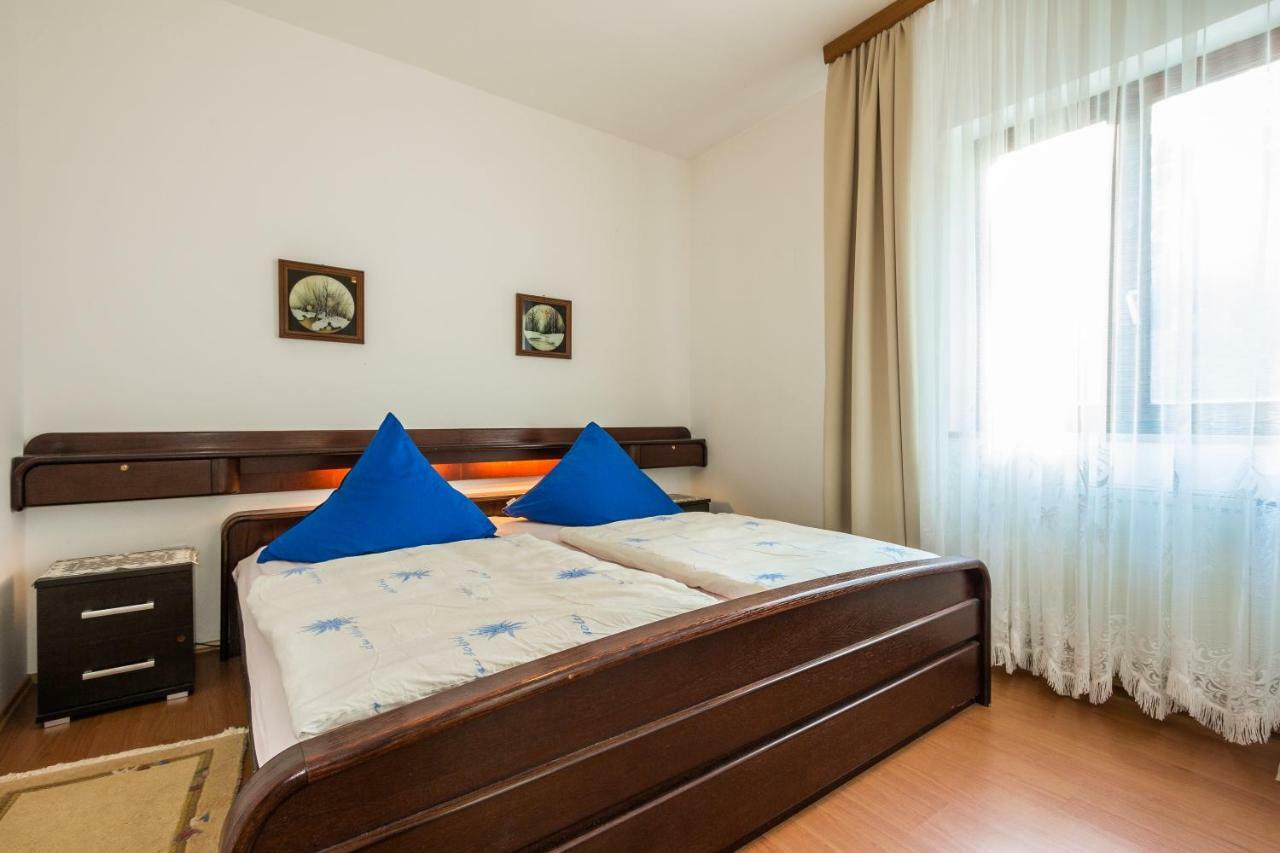 Apartment Nevija E Natale Opric エクステリア 写真